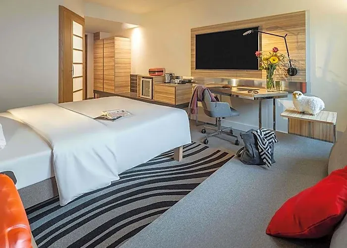 Novotel Hotel 4*