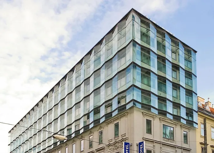 Novotel 4*